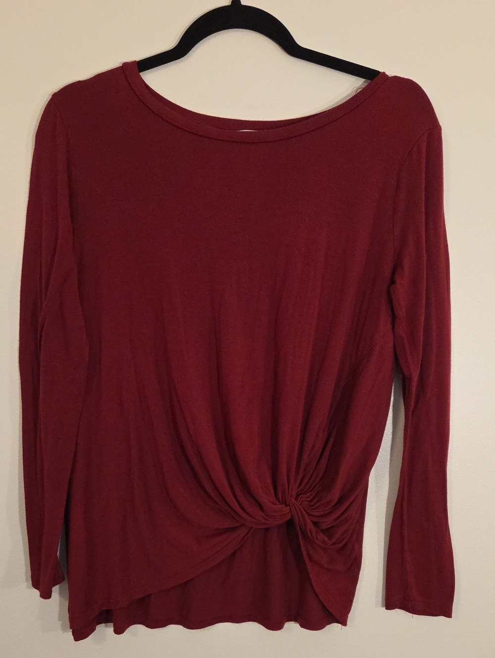 Women’s Long-Sleeve Twist Front Top - Burgundy